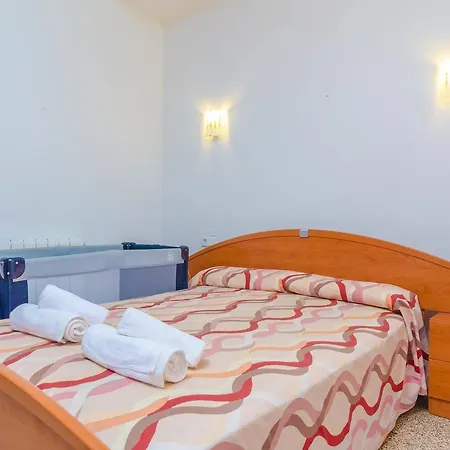 Chalet Del Mar Mondrago *